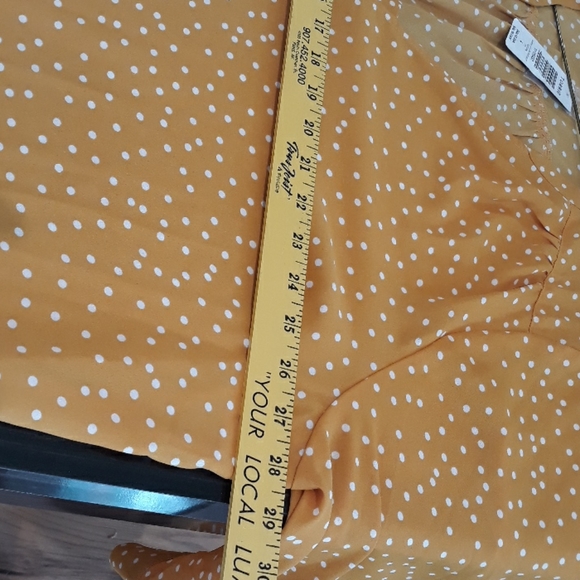 NEW Torrid Yellow / White Polka Dot 3/4 Top - Picture 7 of 8